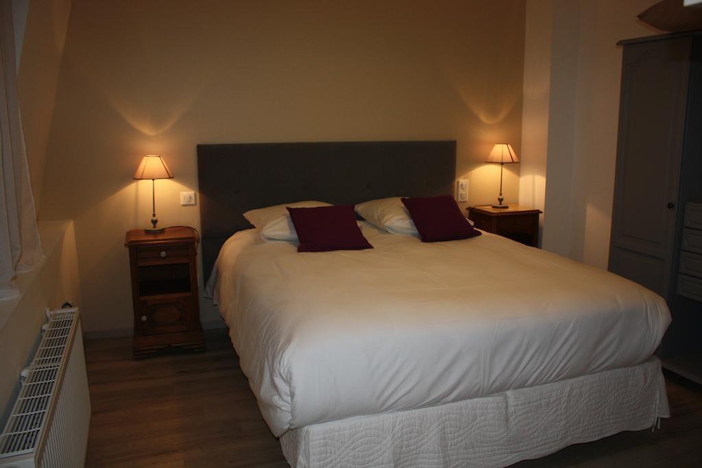 Chambres D'Hotes Noir Lion Péronne Room photo